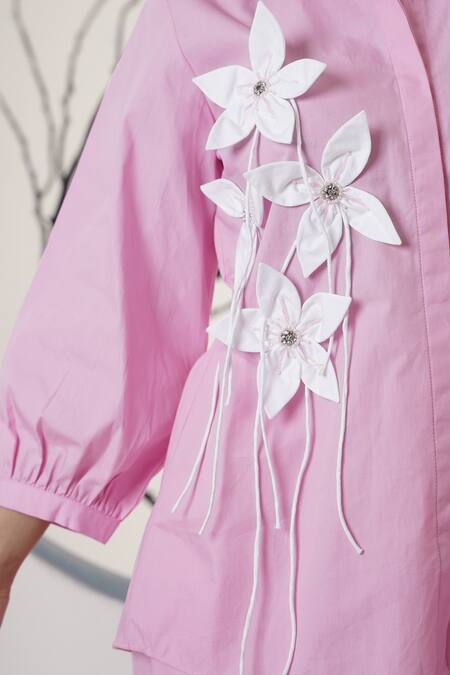 Surabhi Arya_Blush Poplin Embroidery Collared Pink Floral Pant Set _at_Aza_Fashions