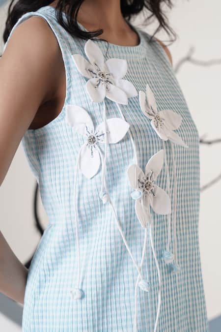 Surabhi Arya_Blue Cotton Embroidery Round Neck Floral Embellished Pant Set _at_Aza_Fashions