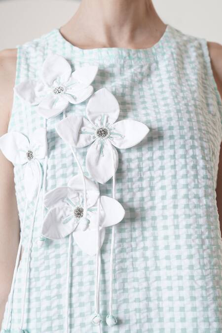 Buy_Surabhi Arya_Green Cotton Embroidery Round Neck Sea Floral Embellished Pant Set 