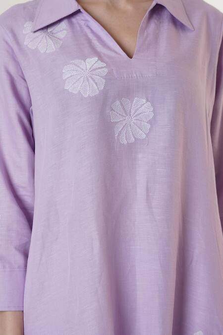 Surabhi Arya_Purple Linen Embroidery Split V-neck Thread Pant Set _Online_at_Aza_Fashions