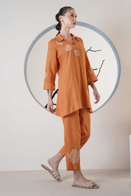 Shop Surabhi Arya Orange Linen Embroidery Split V-neck Thread Pant Set Online at Aza Fashions Shop_Surabhi Arya_Orange Linen Embroidery Split V-neck Thread Pant Set _Online_at_Aza_Fashions