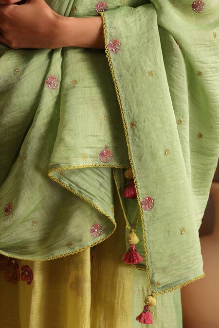 Buy_Beige_Yellow Chanderi, , Satin Beads, Sequins Hand Embroidered Kurta Set _Online_at_Aza_Fashions