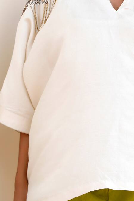 Shop Eeda Ivory Embroidery Split V-neck Kaftan With Green Slit Pant Shop_Eeda_Ivory Embroidery Split V-neck Kaftan With Green Slit Pant