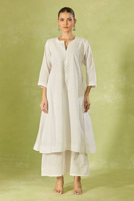 Shop_House Of Kotwara_White Cotton Embroidery Split V-neck Kurta Set With Dupatta _Online_at_Aza_Fashions