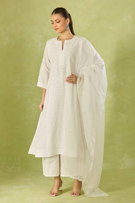 Shop_House Of Kotwara_White Cotton Embroidery Split V-neck Kurta Set _Online_at_Aza_Fashions