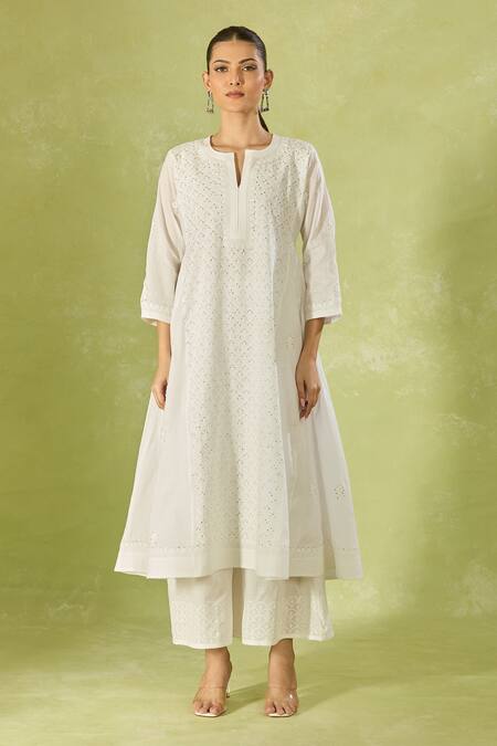 Buy_House Of Kotwara_White Cotton Embroidery Split V-neck Kurta Set 