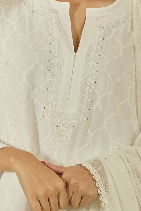 Shop_House Of Kotwara_White Cotton, Organza Embroidery Split V-neck Lawn Kurta Set With Dupatta _Online_at_Aza_Fashions
