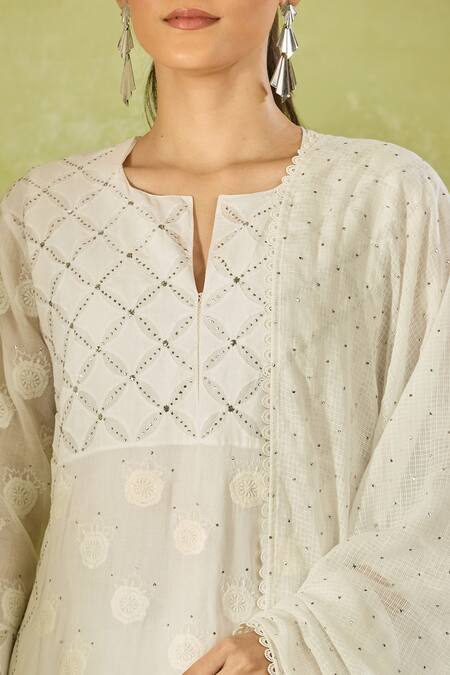 Shop House Of Kotwara White Cotton, Organza, Kota Doria Embroidery Split V-neck Straight Kurta Set Shop_House Of Kotwara_White Cotton, Organza, Kota Doria Embroidery Split V-neck Straight Kurta Set