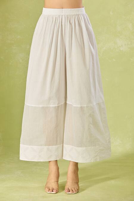 House Of Kotwara White Cotton, Organza, Kota Doria Sequins, Straight Kurta Set With Dupatta Online at Aza Fashions House Of Kotwara_White Cotton, Organza, Kota Doria Sequins, Straight Kurta Set With Dupatta _Online_at_Aza_Fashions