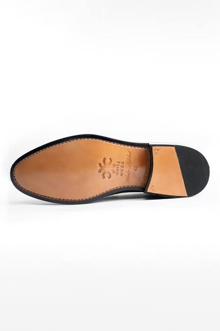 Buy Whitemuds Brown Alwar Tan Suede Shoes Online at Aza Fashions Buy_Whitemuds_Brown Alwar Tan Suede Shoes _Online_at_Aza_Fashions