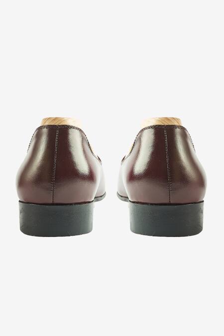 Buy_Whitemuds_Brown Sirohi Leather Shoes _Online_at_Aza_Fashions