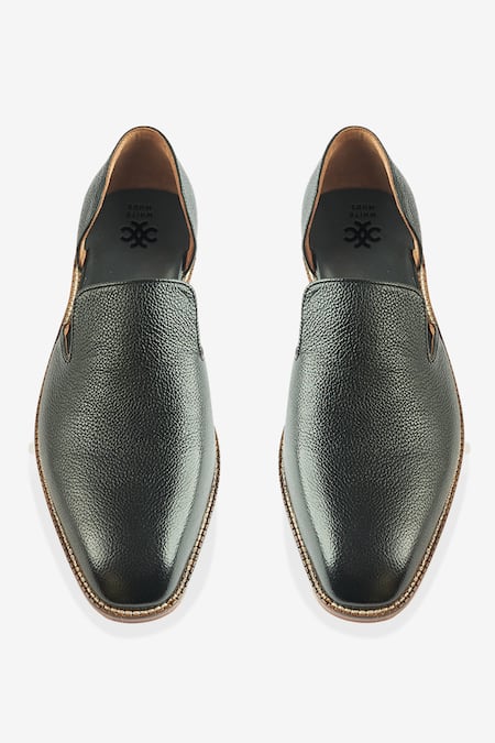 Whitemuds Kharga Black Sandals 