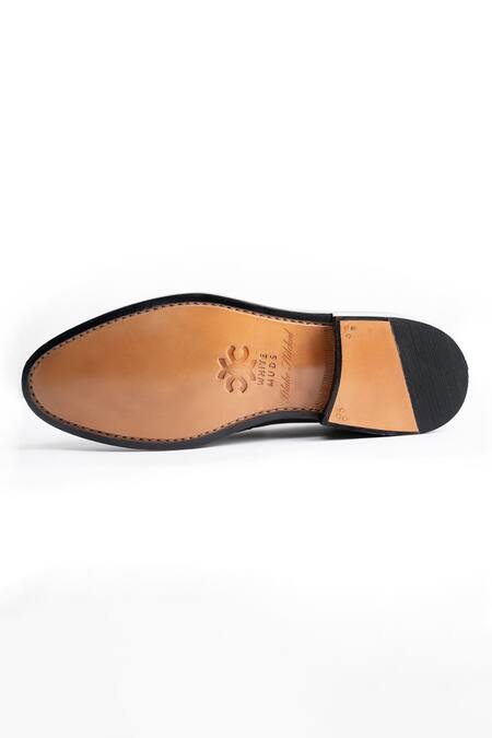Buy_Whitemuds_Brown Cut Work Giza Walnut Leather Sandals _Online_at_Aza_Fashions