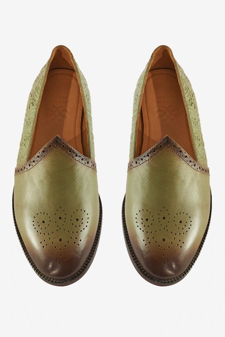 Whitemuds Sikar Semi Floral Olive Green Jutties 