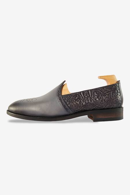 Whitemuds_Gray Cut Work Sikar Semi Floral Grey Loafer Shoes _Online_at_Aza_Fashions