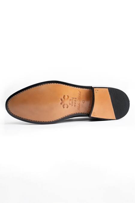 Buy_Whitemuds_Gray Cut Work Sikar Semi Floral Grey Loafer Shoes _Online_at_Aza_Fashions