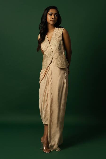 Buy Day And Mood Beige V-neck Dola Silk Dhoti Set Online at Aza Fashions Buy_Day And Mood_Beige V-neck Dola Silk Dhoti Set _Online_at_Aza_Fashions