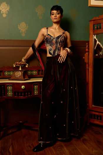 Buy_Reeti Arneja - Theklub_Wine Microfiber Embroidery Scoop Neck Black Pre-draped Saree And Corset Blouse 