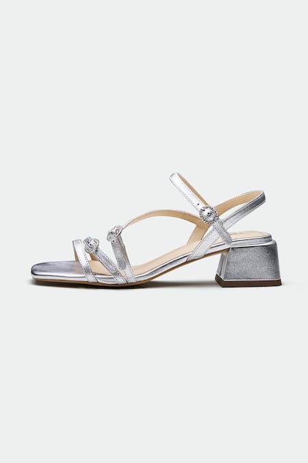 Oroh Silver Designer Aberdeen Heels Online at Aza Fashions Oroh_Silver Designer Aberdeen Heels _Online_at_Aza_Fashions