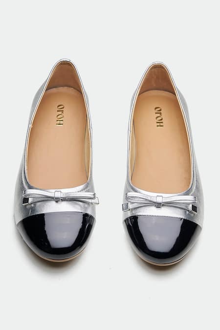 Oroh_Silver Designer Bow Flats _at_Aza_Fashions