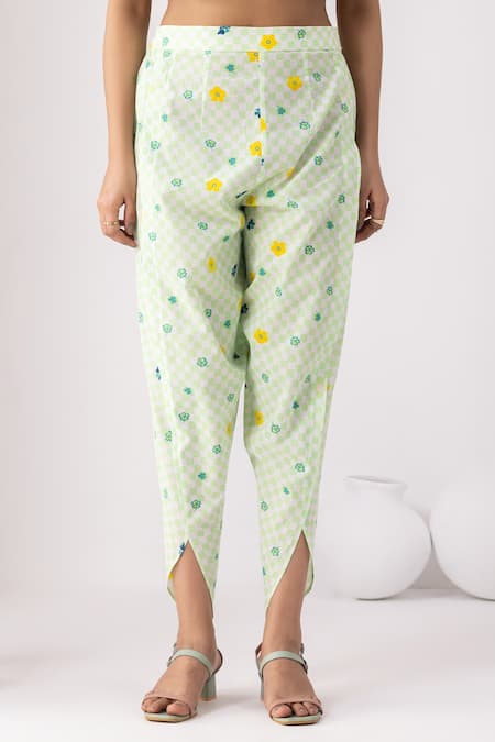 Thee Modern Roots Green , Satin Mandarin Collar Checkered Neon Tunic Set at Aza Fashions Thee Modern Roots_Green , Satin Mandarin Collar Checkered Neon Tunic Set _at_Aza_Fashions