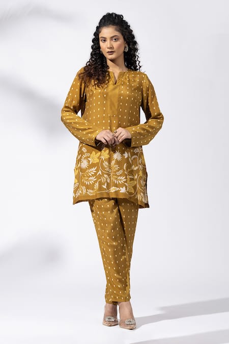Thee Modern Roots Earthy Bloom Kurta Set 