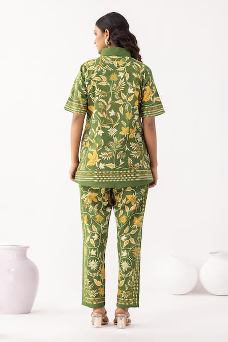 Shop Thee Modern Roots Green Cotton Embroidery Collared Floral Motif Forest Co-ord Set at Aza Fashions Shop_Thee Modern Roots_Green Cotton Embroidery Collared Floral Motif Forest Co-ord Set _at_Aza_Fashions
