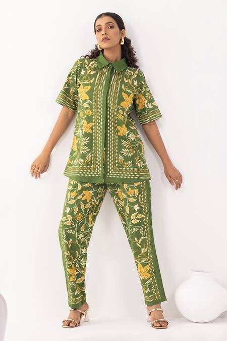 Shop Thee Modern Roots Green Cotton Embroidery Collared Floral Motif Forest Co-ord Set Online at Aza Fashions Shop_Thee Modern Roots_Green Cotton Embroidery Collared Floral Motif Forest Co-ord Set _Online_at_Aza_Fashions
