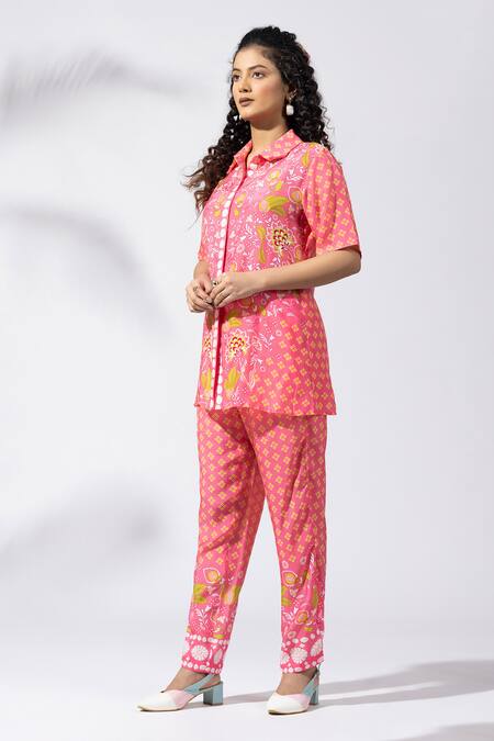Buy_Thee Modern Roots_Coral Cotton Collared Print Co-ord Set _Online_at_Aza_Fashions