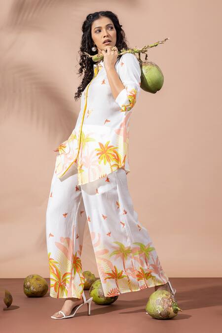 Thee Modern Roots Ivory Bamboo Collared Sunset Palm Co-ord Set at Aza Fashions Thee Modern Roots_Ivory Bamboo Collared Sunset Palm Co-ord Set _at_Aza_Fashions