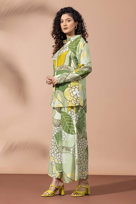 Thee Modern Roots Olive Green Collared Blossom Comfort-fit Shirt Online at Aza Fashions Thee Modern Roots_Olive Green Collared Blossom Comfort-fit Shirt _Online_at_Aza_Fashions