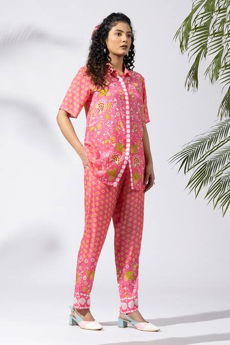 Thee Modern Roots_Coral Embroidery Collared Flora Printed Shirt _Online_at_Aza_Fashions