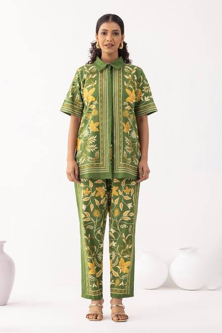 Buy Thee Modern Roots Green Cotton Embroidery Collared Floral Mystic Shirt Online at Aza Fashions Buy_Thee Modern Roots_Green Cotton Embroidery Collared Floral Mystic Shirt _Online_at_Aza_Fashions