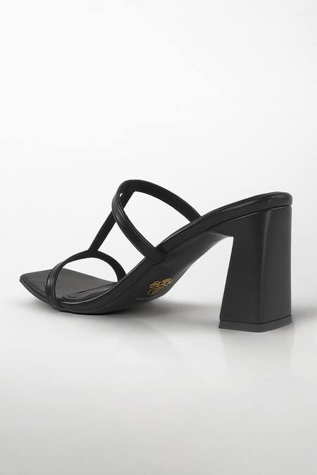 Signature Sole Black Onyx Curve Block Heel Sandals Online at Aza Fashions Signature Sole_Black Onyx Curve Block Heel Sandals _Online_at_Aza_Fashions
