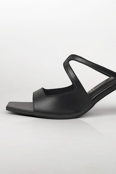 Shop_Signature Sole_Black Noir Block Heels _Online_at_Aza_Fashions