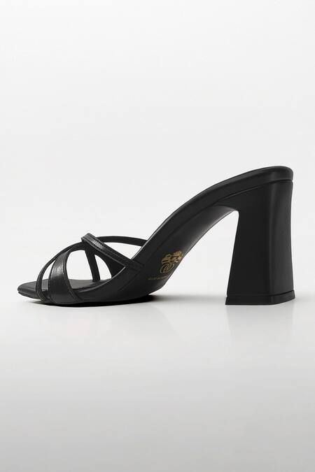 Signature Sole Black Ebon Luxe Strappy Heels Online at Aza Fashions Signature Sole_Black Ebon Luxe Strappy Heels _Online_at_Aza_Fashions