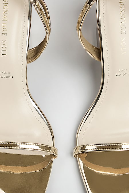 Buy_Signature Sole_Gold Sculpted Glow Strappy Heels 