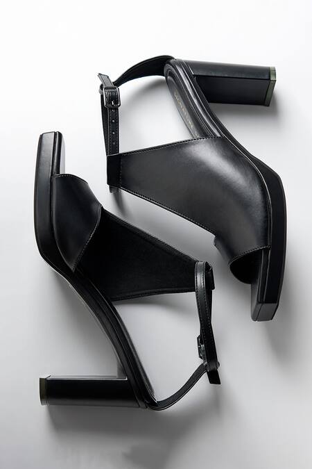 Shop Signature Sole Black Noir Luxe Peep-toe Block Heels Shop_Signature Sole_Black Noir Luxe Peep-toe Block Heels