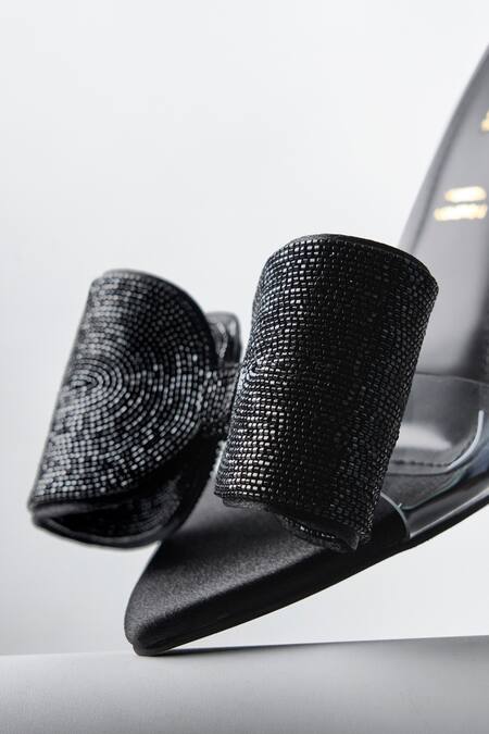 Buy_Signature Sole_Black Rhinestones Noir Loop Crystal Bow Heels 