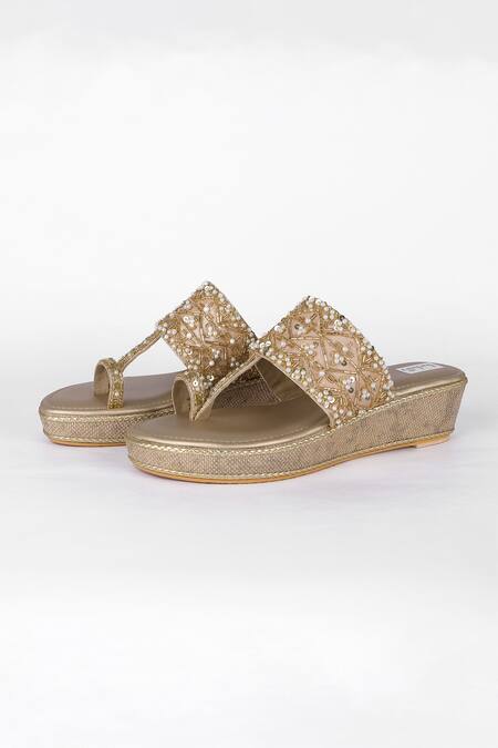 Buy_Fuchsia by aashaka mehta_Gold Embroidery, Beads Designer Sunset Kolhapuris Wedges _Online_at_Aza_Fashions