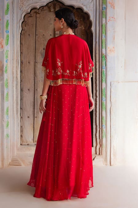 Shop Geroo Jaipur Red Chiffon, Jacquard Sequins, Pearls, Mirrors Round Neck Lehenga Set at Aza Fashions Shop_Geroo Jaipur_Red Chiffon, Jacquard Sequins, Pearls, Mirrors Round Neck Lehenga Set _at_Aza_Fashions