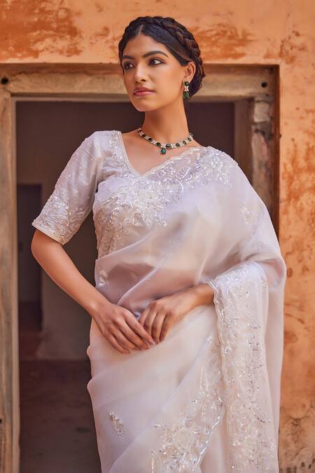 Geroo Jaipur_White Tissue Sequins Round Neck Delicate Hand Embroidered Saree Set _Online_at_Aza_Fashions
