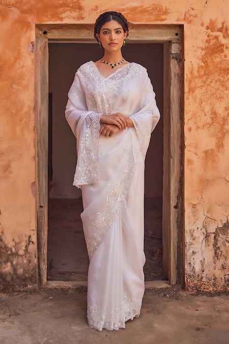 Shop_Geroo Jaipur_White Tissue Sequins Round Neck Delicate Hand Embroidered Saree Set _Online_at_Aza_Fashions