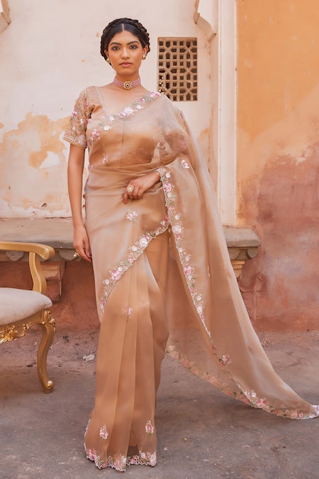 Geroo Jaipur Antique Gold Tissue Saree Set 