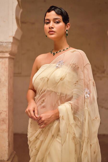 Geroo Jaipur_Off White Chiffon Embroidery, Sequins, Pearls Round Neck Hand Saree Set _at_Aza_Fashions