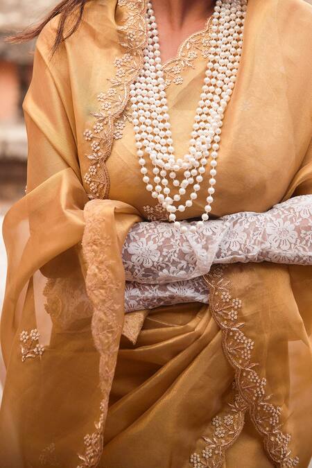 Buy Geroo Jaipur Gold Tissue, Brocade Zari, Embroidery Zardozi Embellished Saree Set Online at Aza Fashions Buy_Geroo Jaipur_Gold Tissue, Brocade Zari, Embroidery Zardozi Embellished Saree Set _Online_at_Aza_Fashions