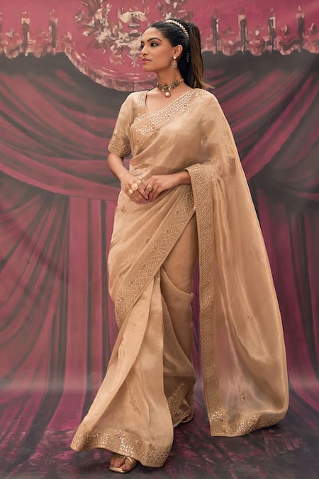 Geroo Jaipur Gold Tissue Gota Patti V-neck Saree Set Online at Aza Fashions Geroo Jaipur_Gold Tissue Gota Patti V-neck Saree Set _Online_at_Aza_Fashions