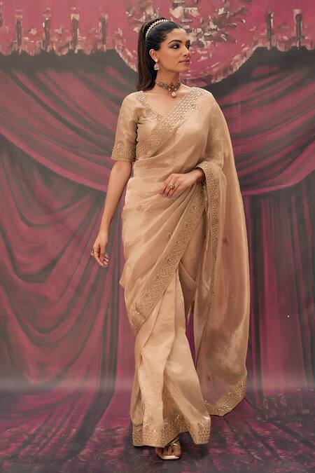 Shop Geroo Jaipur Gold Tissue Gota Patti V-neck Saree Set Online at Aza Fashions Shop_Geroo Jaipur_Gold Tissue Gota Patti V-neck Saree Set _Online_at_Aza_Fashions