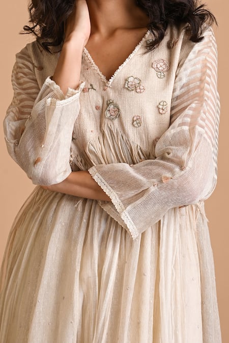 Mityan_Ivory Jersey Embroidery V-neck Hand Anarkali Set _Online_at_Aza_Fashions