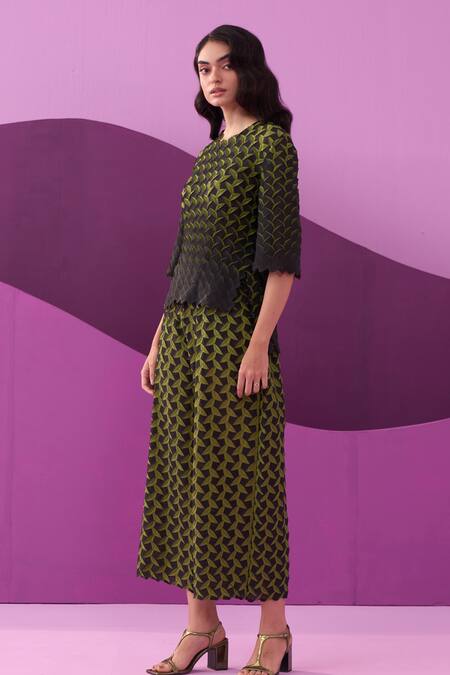 Pleats By Aruni Green Crepe Round Neck Designer Pant Set Online at Aza Fashions Pleats By Aruni_Green Crepe Round Neck Designer Pant Set _Online_at_Aza_Fashions